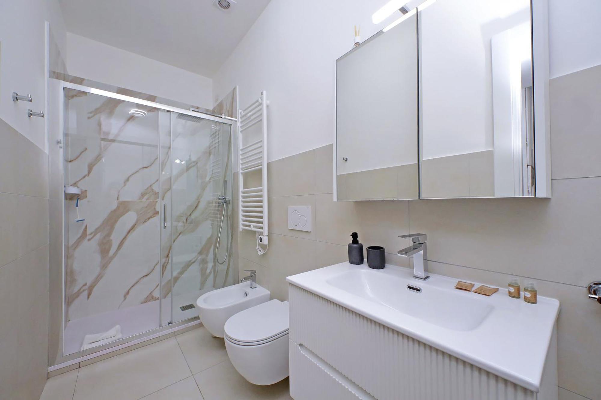 Lägenhet Ych-delightful Flat Near San Giovanni Rom