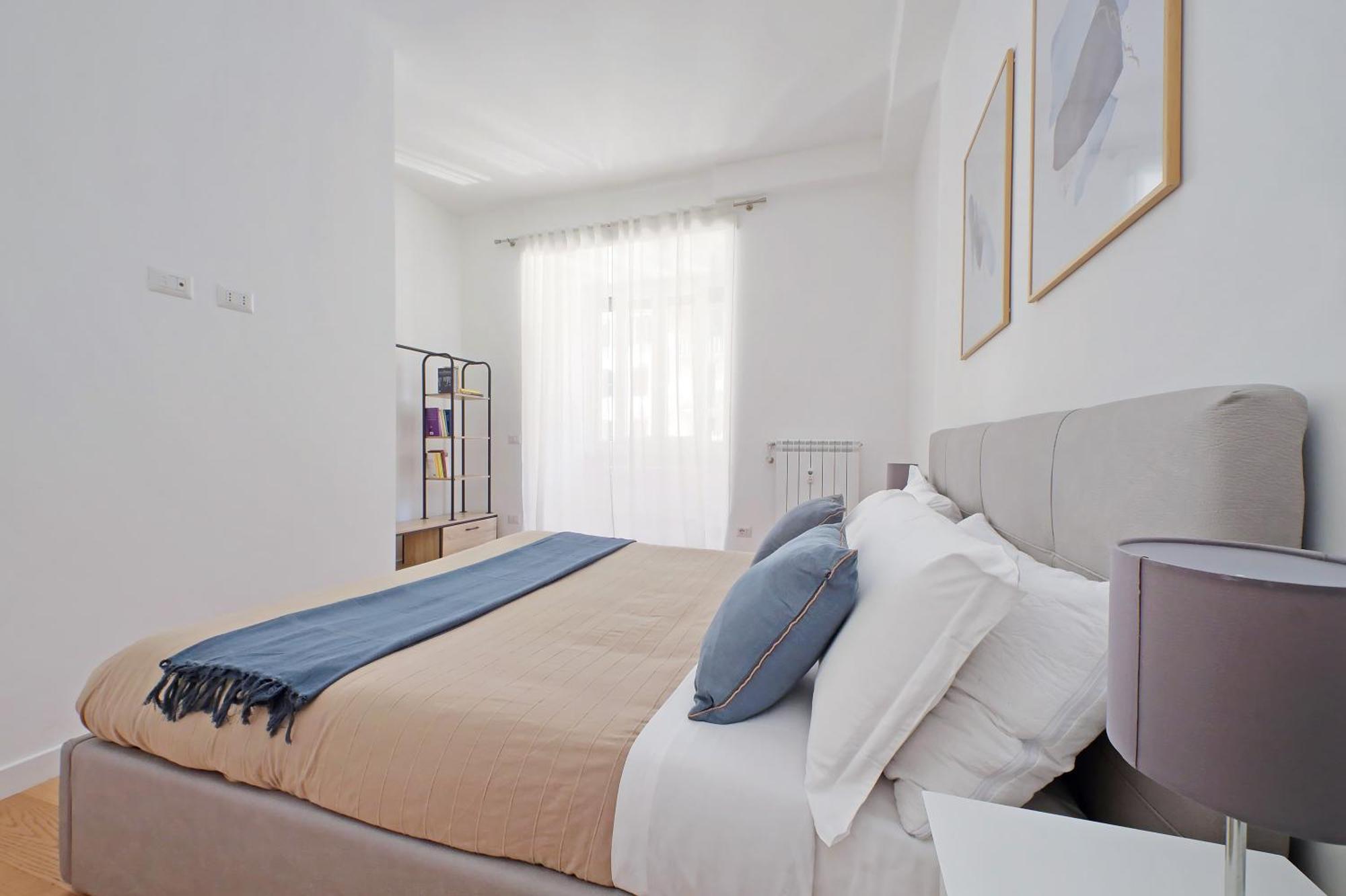Ych-delightful Flat Near San Giovanni