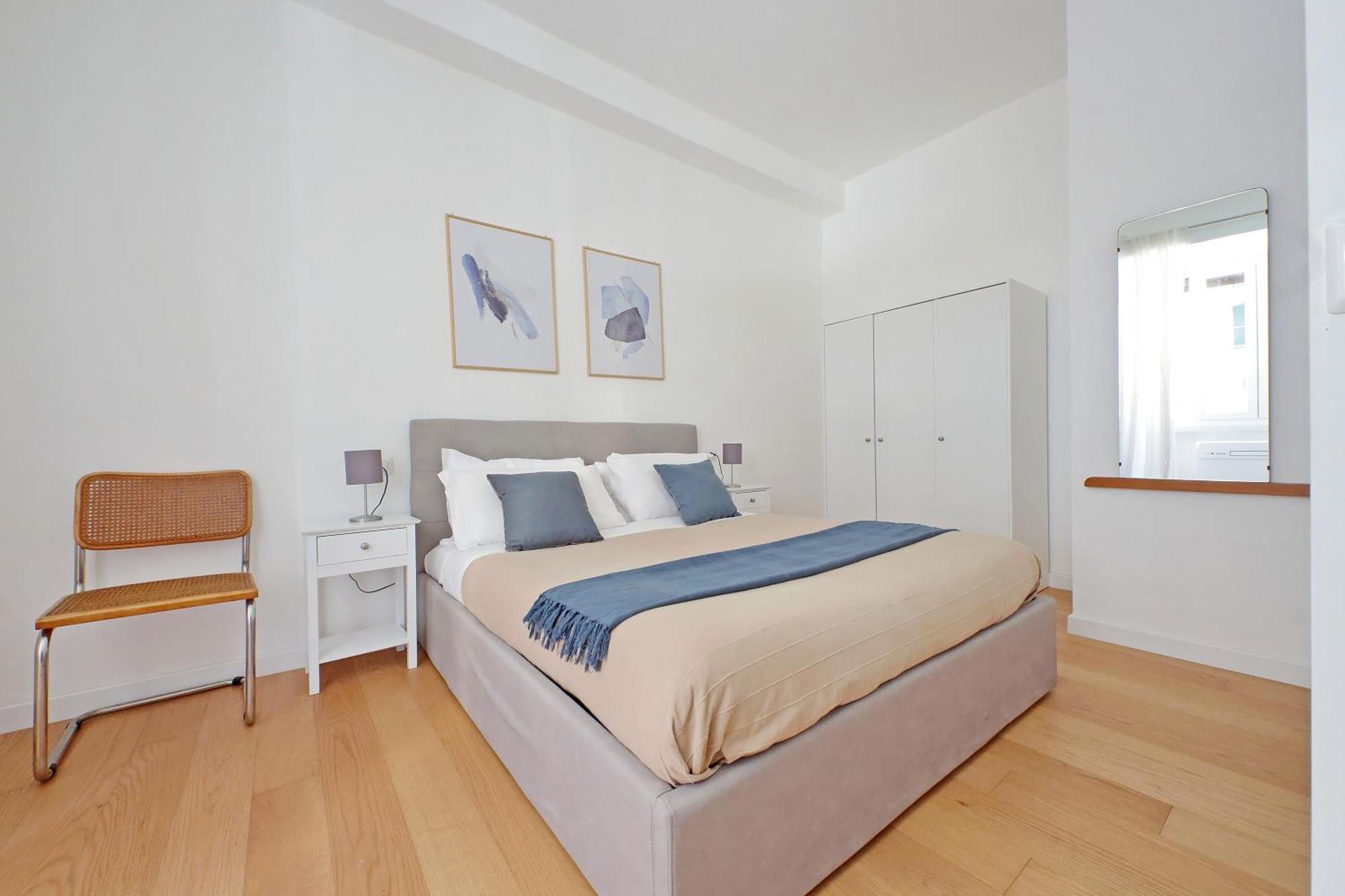 Apartment Ych-delightful Flat Near San Giovanni
