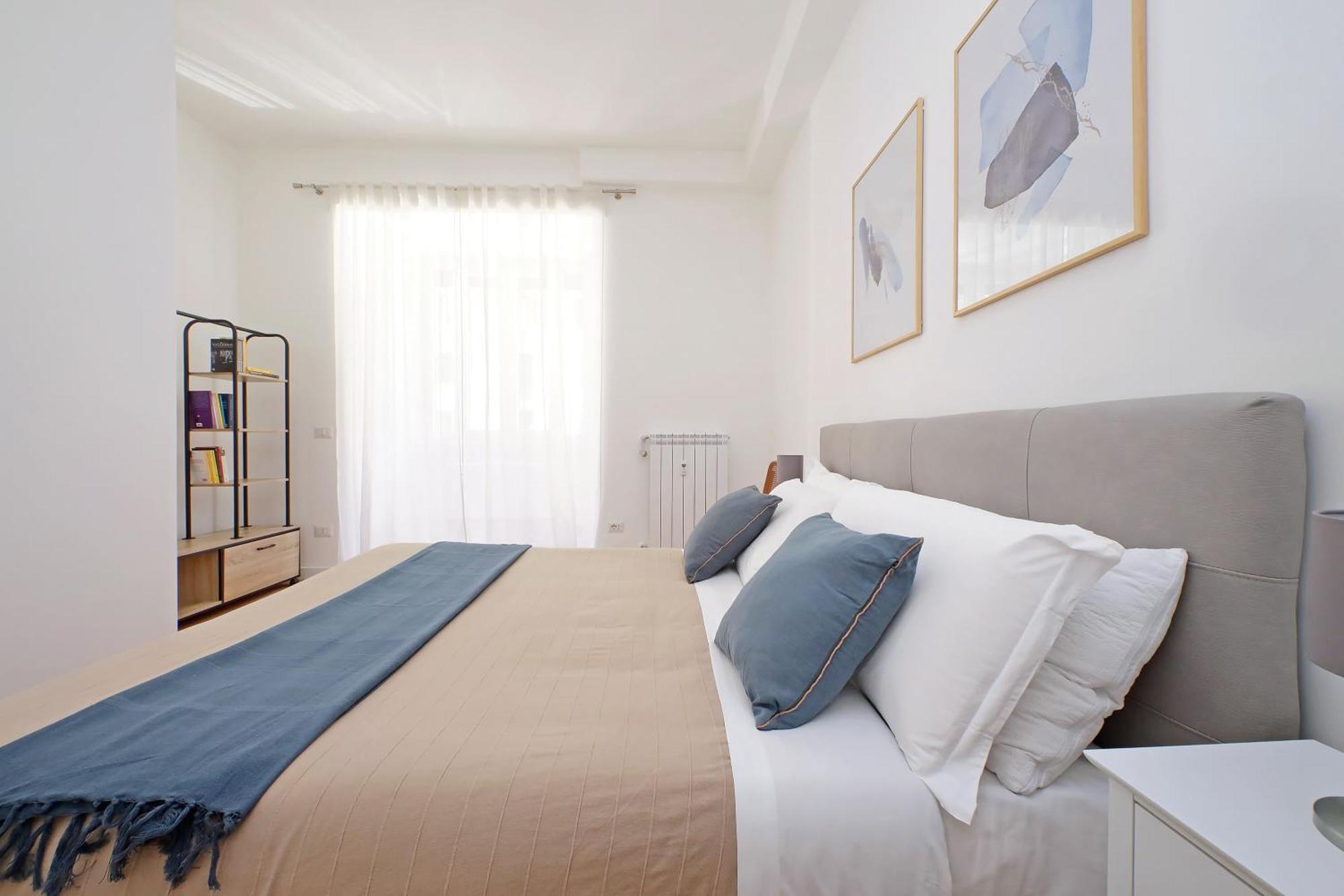 Ych-delightful Flat Near San Giovanni *