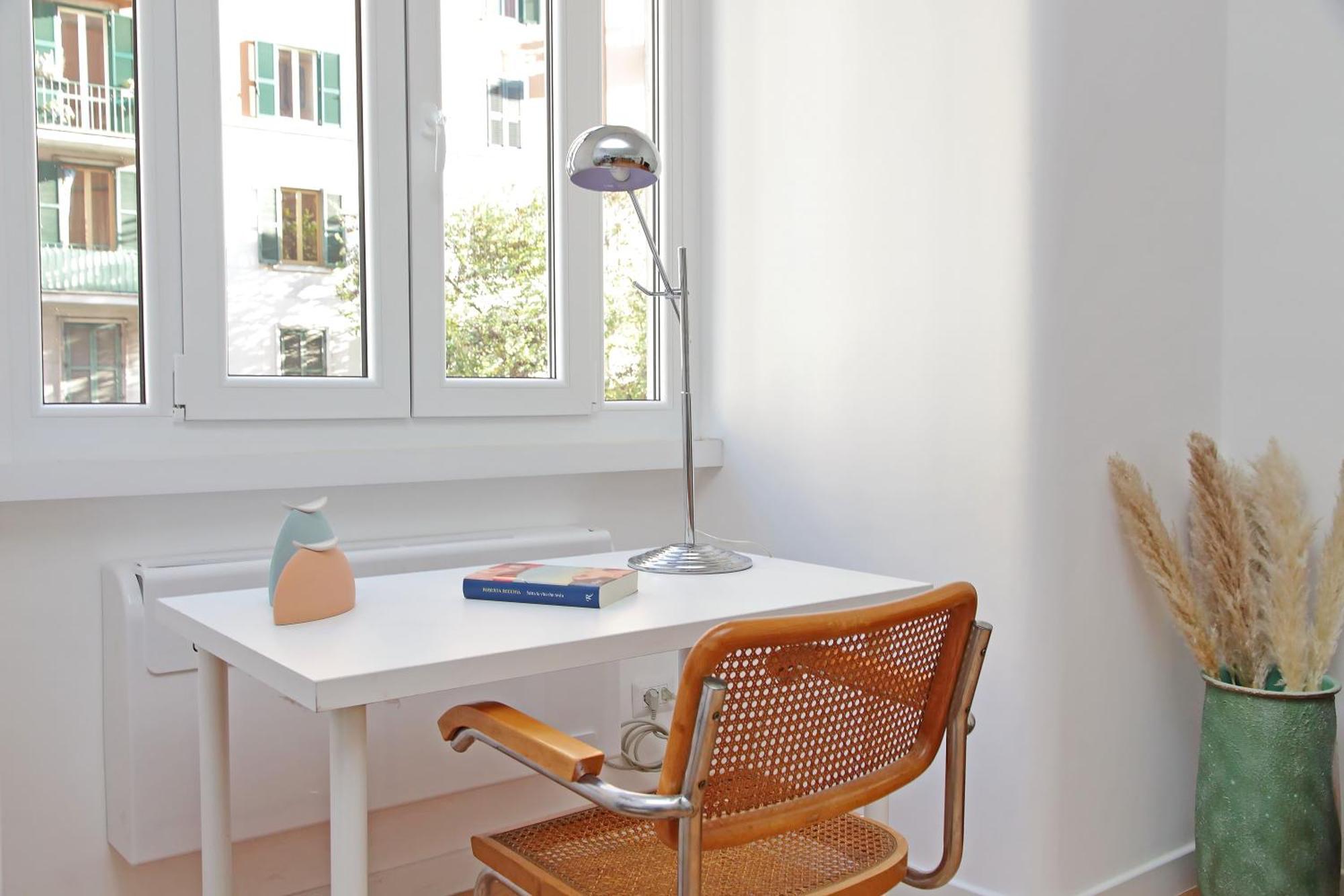Ych-delightful Flat Near San Giovanni Apartment