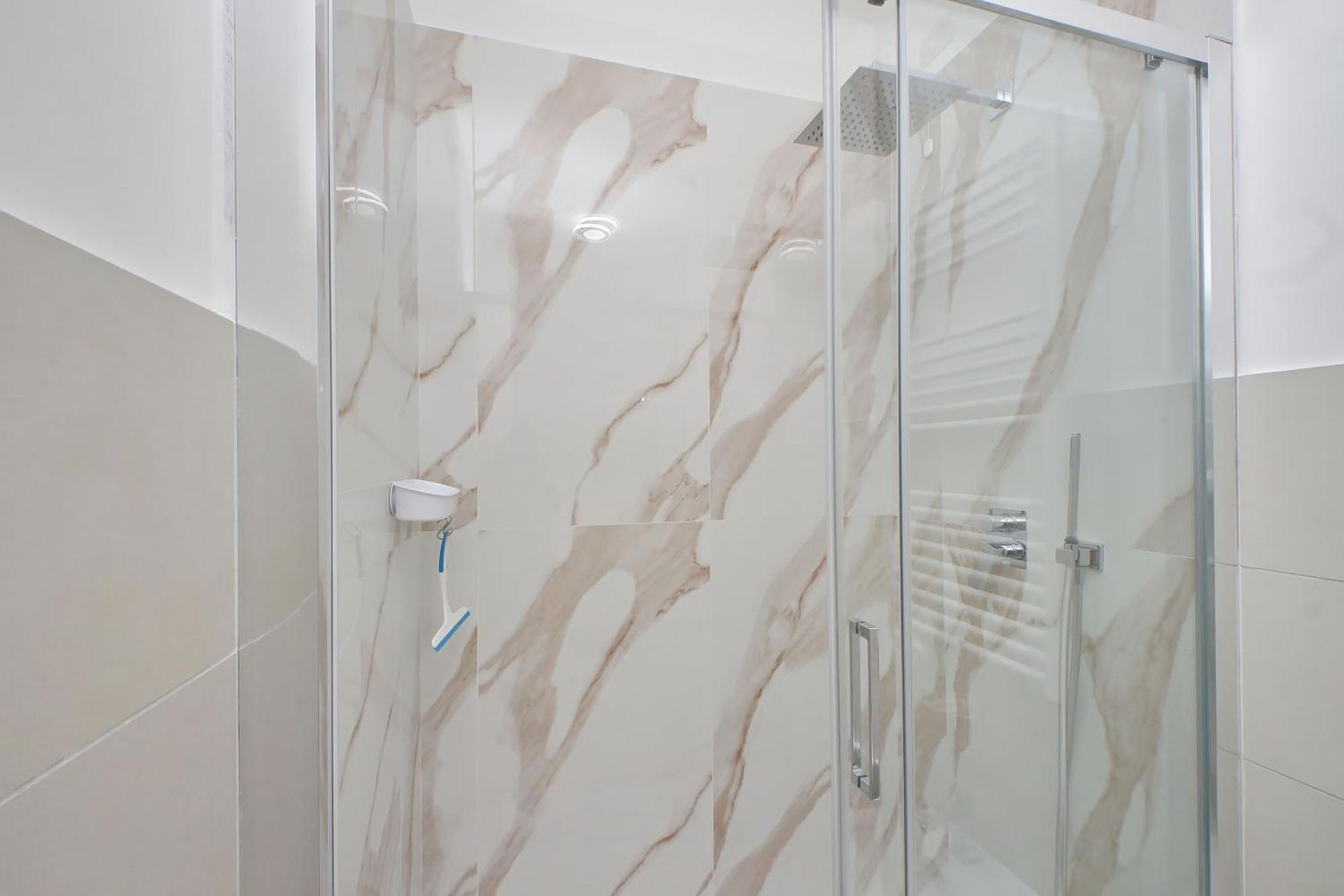 Ych-delightful Flat Near San Giovanni Rom